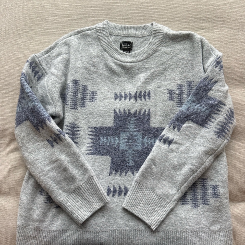 Eddie Bauer Gray and Blue Patterned Crewneck Sweater